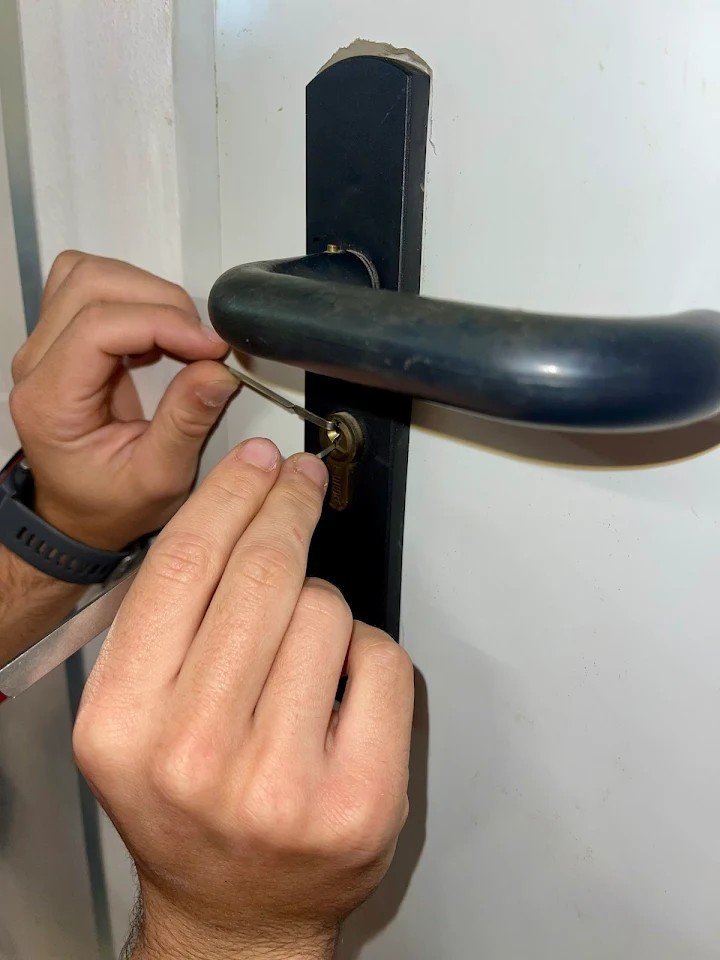 Apertura de trastero en Calpe por pérdida de llave